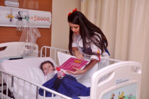 Contação de histórias reduz dor em crianças doentes