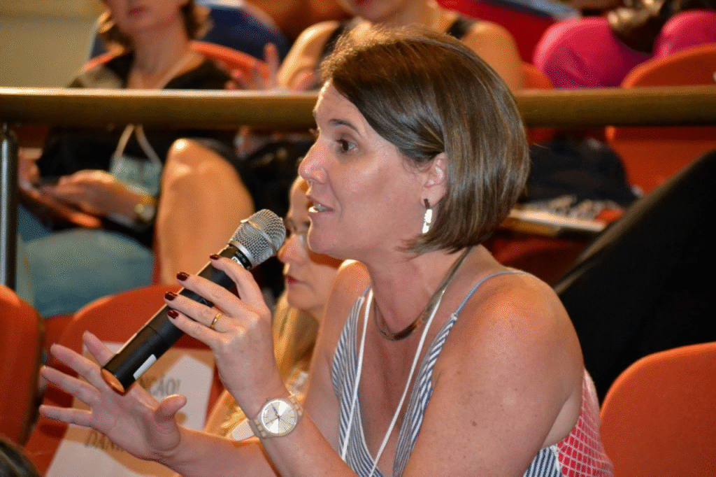 Por Dentro da CpE: Izabel Hazin